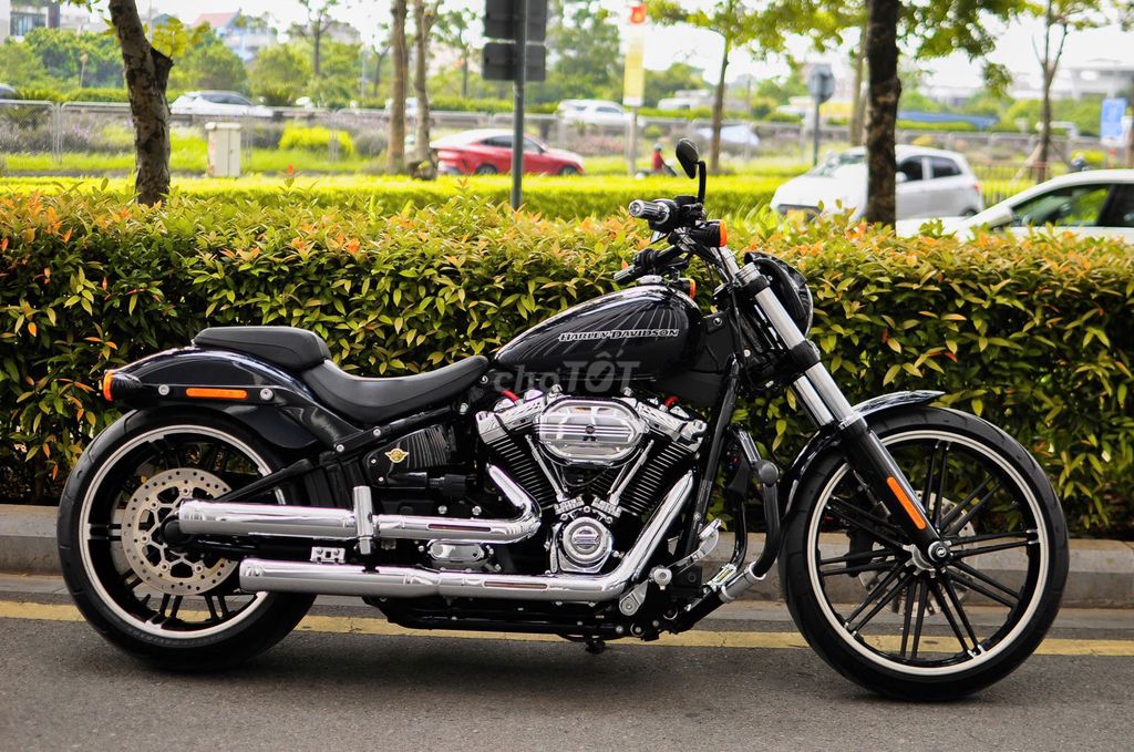 Thanh Motor cần bán Harley Davidson Breakout 2020. Mua bán Xe máy tại Quận Hoàng Mai Hà Nội được đăng bởi Lê Chí Thanh hình 6