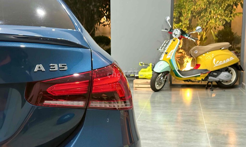 Mercedes Benz A35 AMG sx 2022 ĐKLĐ 2025 - 4000 km. Mua bán Ô tô tại Quận 8 Tp Hồ Chí Minh được đăng bởi Hieu Tran hình 12