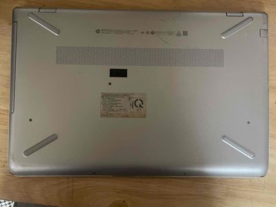 em cần - lap hp: i5 gen 8, ram 4g, ssd 128g . màn