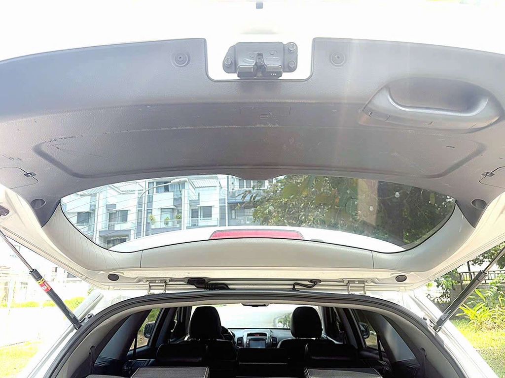 2013 GAT 4WD 2.4 - 138000 km. Mua bán Ô tô tại Quận 5 Tp Hồ Chí Minh được đăng bởi Triệu Phú  hình 11