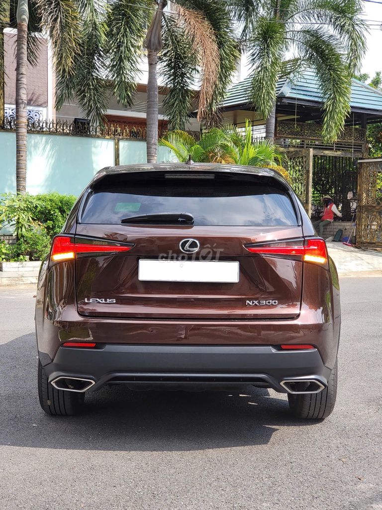 Gia đình ít sử dụng Lexus Nx300 nhập Nhật Full. Mua bán Ô tô tại Quận Gò Vấp Tp Hồ Chí Minh được đăng bởi Mss Ngọc hình 15