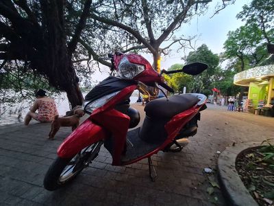 Xe Vision 2019 zin vừa bảo dưỡng xe 90%. Mua bán Xe máy tại Quận Hoàn Kiếm Hà Nội được đăng bởi Tuấn Long