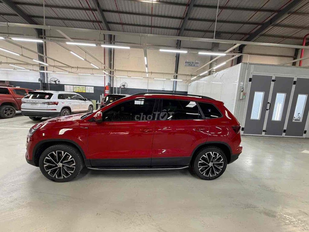 karoq style  - 10000 km. Mua bán Ô tô tại Thành phố Thuận An Bình Dương được đăng bởi Nguyen Kenghia hình 4