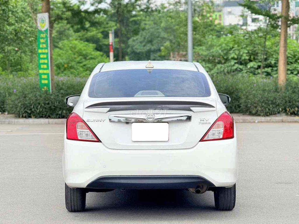 Nissan Sunny 2019 XV Premium - 80000 km. Mua bán Ô tô tại Quận Hoàng Mai Hà Nội được đăng bởi nguyễn khang hình 4
