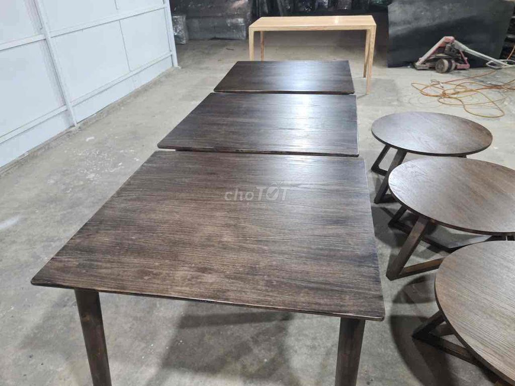 Bàn ăn Gỗ Nâu Nhà ở, cafe. Mua bán Bàn ghế tại Quận Gò Vấp Tp Hồ Chí Minh được đăng bởi Quy Nguyễn hình 1