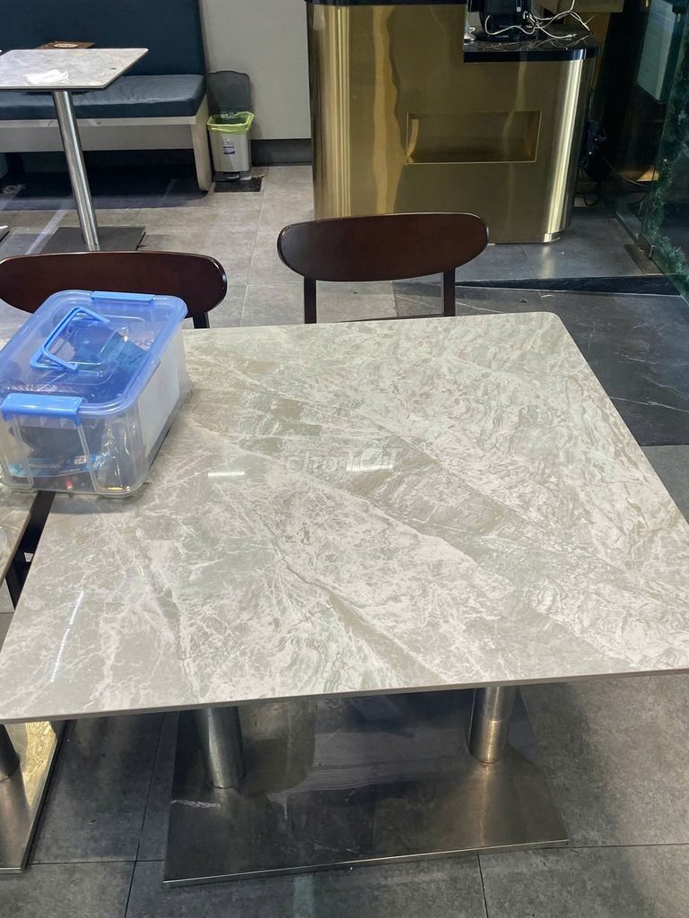 Bàn ăn mặt đá chân inox vân mây 80x80. Mua bán Bàn ghế tại Quận Bình Tân Tp Hồ Chí Minh được đăng bởi hương vị mới hình 1