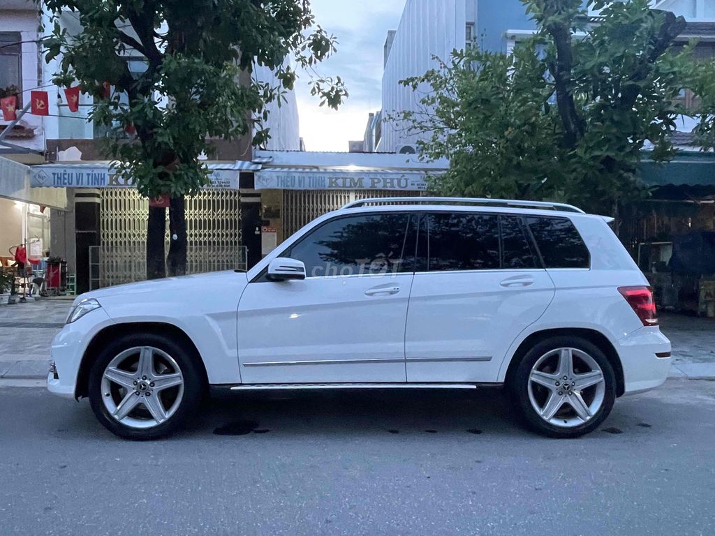 Mercedes Benz GLK Class 2013 250 AMG 4MATIC. Mua bán Ô tô tại Quận Cẩm Lệ Đà Nẵng được đăng bởi Lê Công Danh hình 2