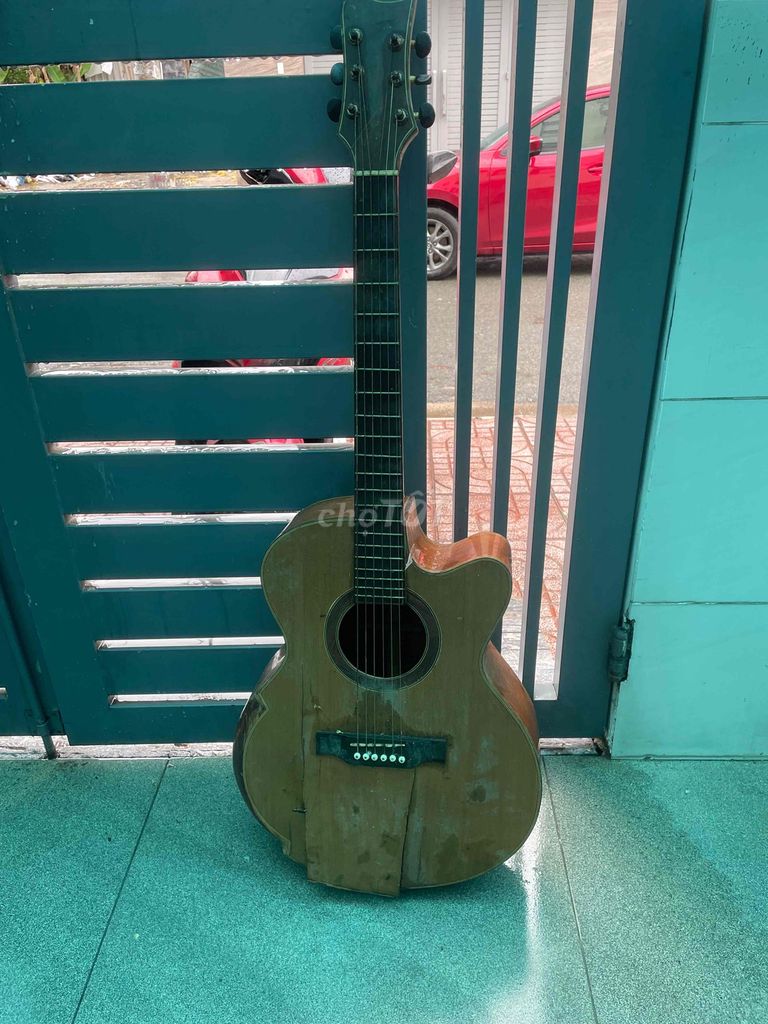 Đàn guitar Gỗ. Mua bán Nhạc cụ tại Quận Bình Thạnh Tp Hồ Chí Minh được đăng bởi NGUYỄN VĂN HÀO hình 1