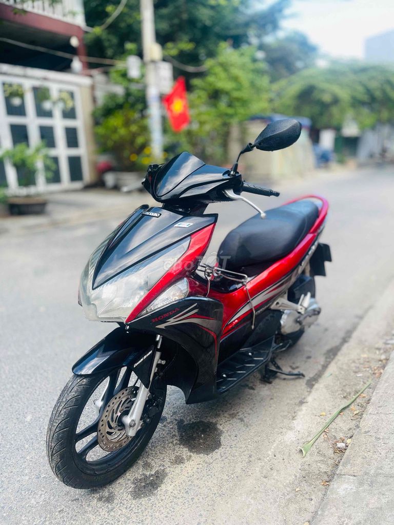 Honda Air Blade 2012 Đỏ đen. Mua bán Xe máy tại Quận Liên Chiểu Đà Nẵng được đăng bởi Xe Máy Cũ Duy Đạt  66 Nguyễn Khuyến hình 7