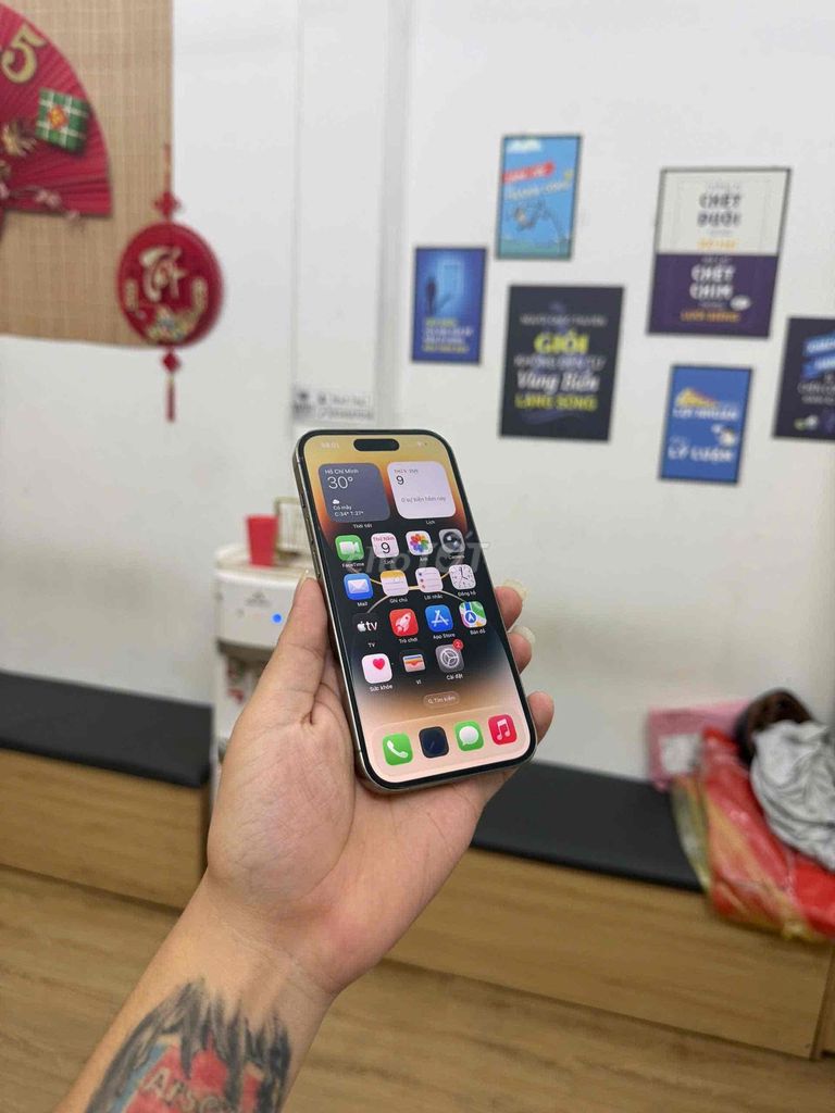 Apple iPhone 14 Pro 128GB Vàng Like New. Mua bán Điện thoại tại Quận Đống Đa Hà Nội được đăng bởi TP Hanoi Mobile hình 1