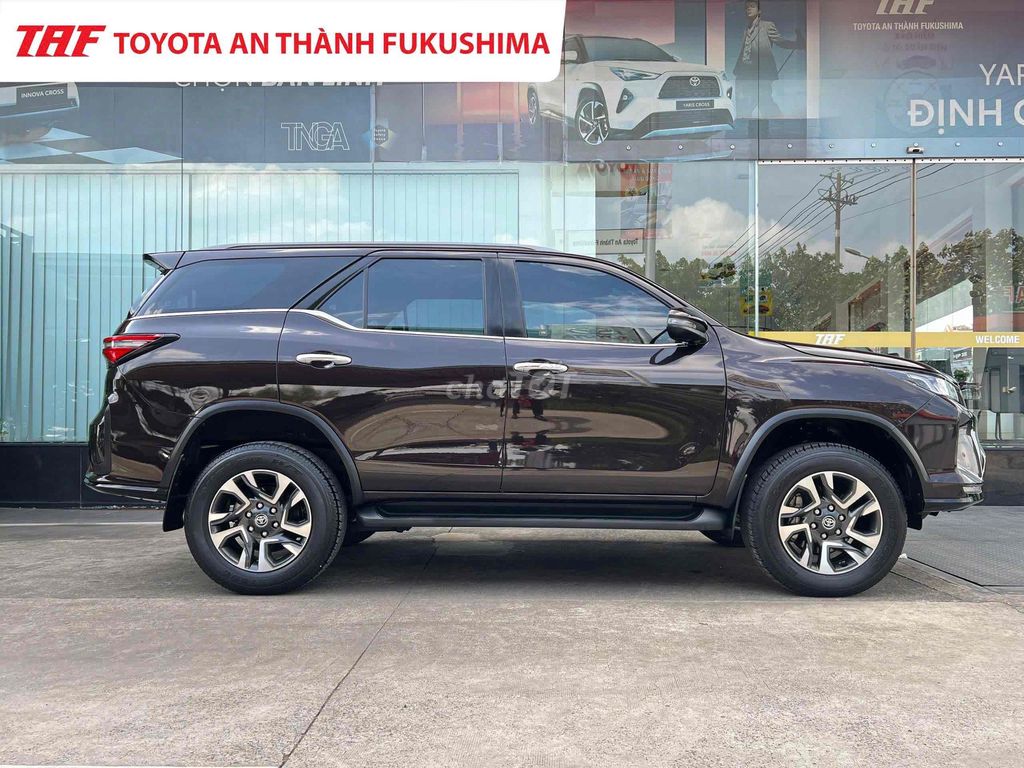 Toyota Fortuner Legender 2021 2.4AT 4x2 63.000km
