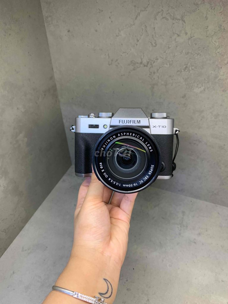 Máy ảnh Fujifilm XT10 Bạc kèm kit likenew. Mua bán Máy ảnh, Máy quay tại Huyện Thanh Trì Hà Nội được đăng bởi Đoàn Nhi hình 1