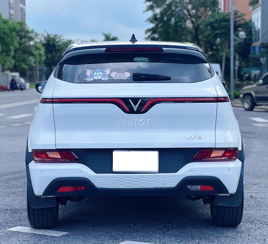 VinFast VF5 Plus mua pin xe vào hơn 50 t phụ kiện. Mua bán Ô tô tại Quận Cầu Giấy Hà Nội được đăng bởi MYCAR EV hình 3
