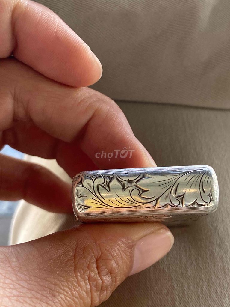 zippo bạc khối