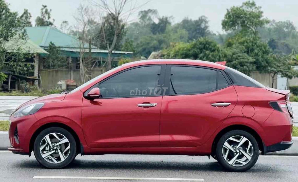 Hyundai i10 Sedan 2023 Đỏ 16000 km. Mua bán Ô tô tại Thị xã Kỳ Anh Hà Tĩnh được đăng bởi HOÀNG KY AUTO hình 1