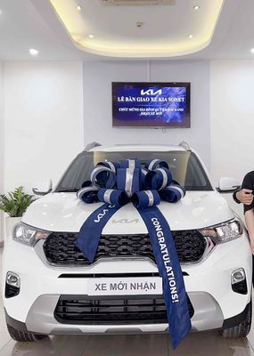 Kia Sonet Deluxe 2023 Trắng 1/12/2023