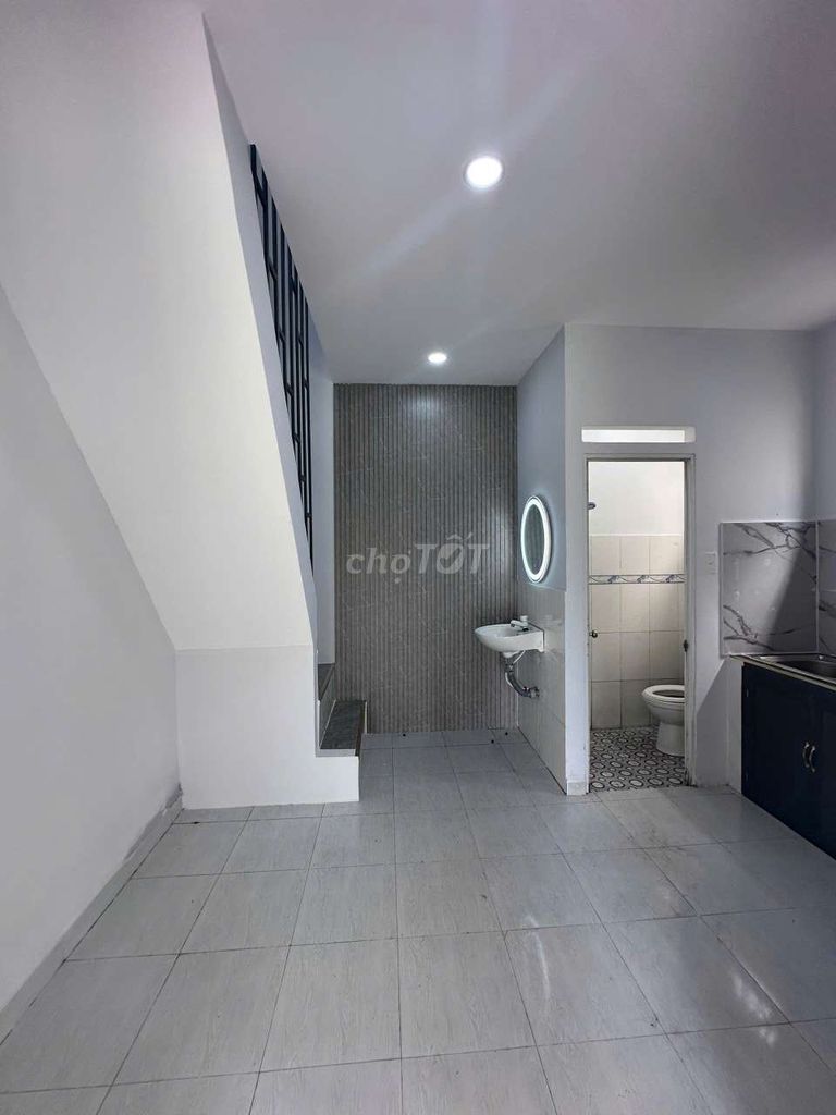 NHÀ GẦN NGÃ BA GIỒNG HÓC MÔN GIÁ 435TR 33,8M2 - ảnh 4