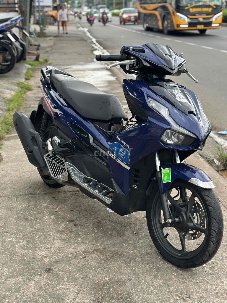 Ab 125 chính chủ 4val , có nhận trao đổi xe. Mua bán Xe máy tại Thành phố Thuận An Bình Dương được đăng bởi Quân Anh Phạm hình 1