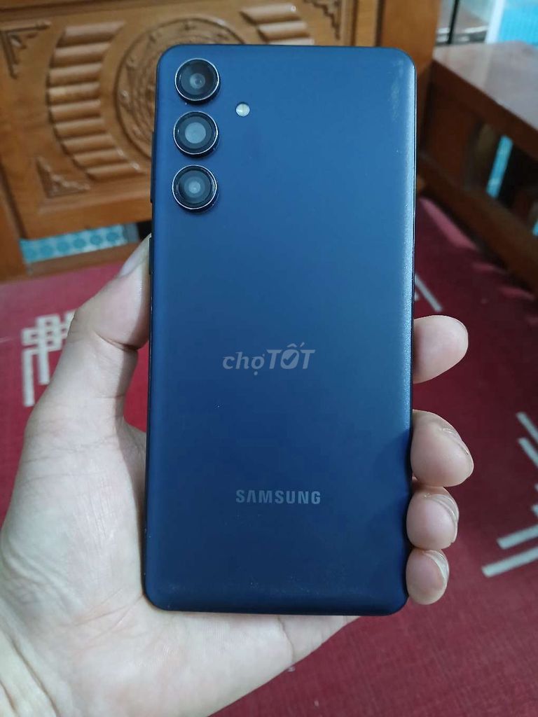 Sam Sung M55 5G xanh đen. Mua bán Điện thoại tại Quận Hà Đông Hà Nội được đăng bởi Dung Nguyen hình 1