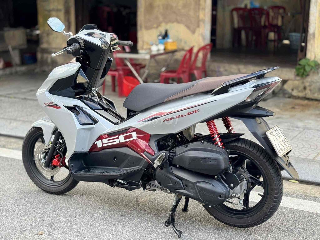 HONDA Air BLADE - 150cc - Phanh ABS - Chính Chủ. Mua bán Xe máy tại Thị xã Hương Thủy Thừa Thiên Huế được đăng bởi CẦM ĐỒ ANH VŨ 198 NGUYỄN TẤT THÀNH hình 5