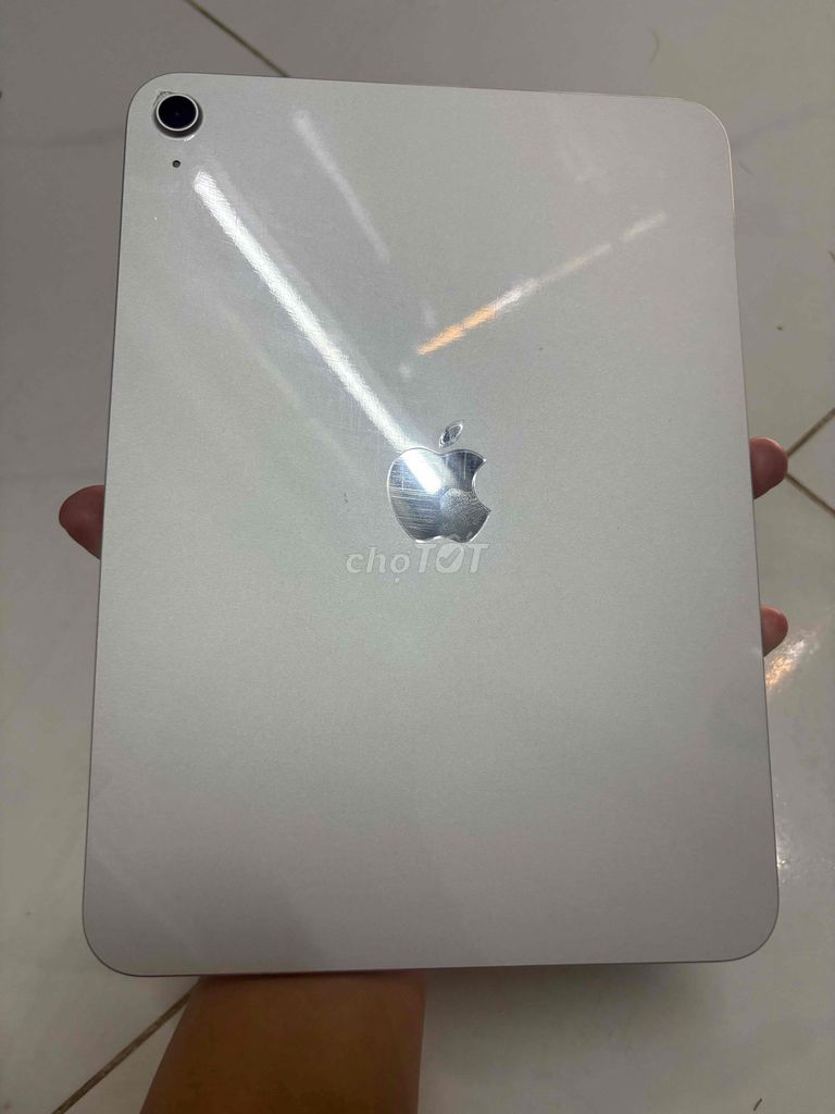 Apple iPad A16 Bạc Đã sử dụng. Mua bán Máy tính bảng tại Quận Tân Phú Tp Hồ Chí Minh được đăng bởi nguyễn chí phương hình 1