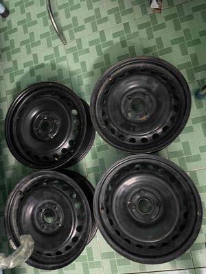 cần bán mâm Hyundai accent 2021. Mua bán Phụ tùng xe tại Huyện Đức Hòa Long An được đăng bởi Wave a 110