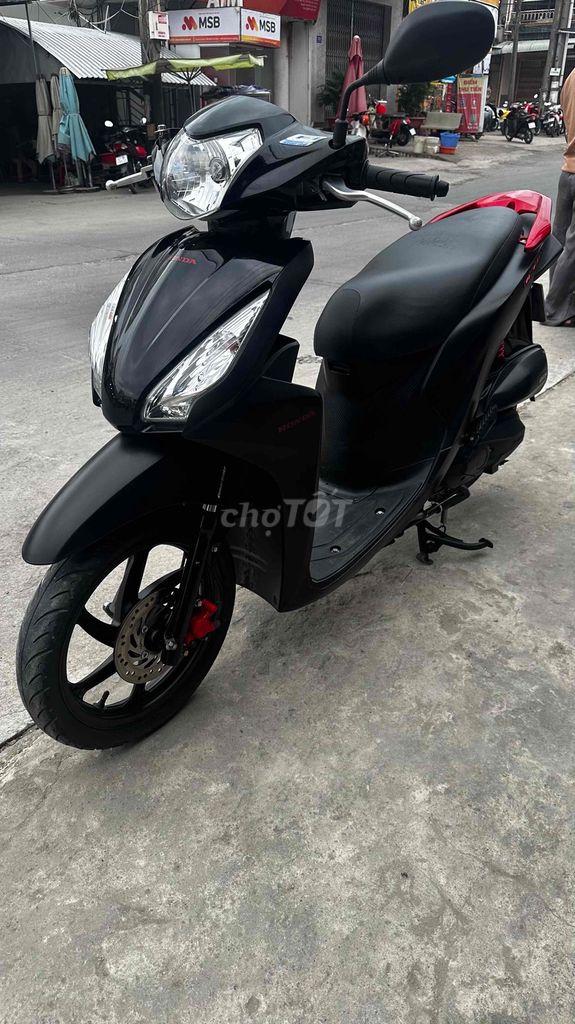Honda Vision màu Đen. Mua bán Xe máy tại Huyện Chợ Mới An Giang được đăng bởi Cửa hàng xe Thiên Phước 2 hình 5
