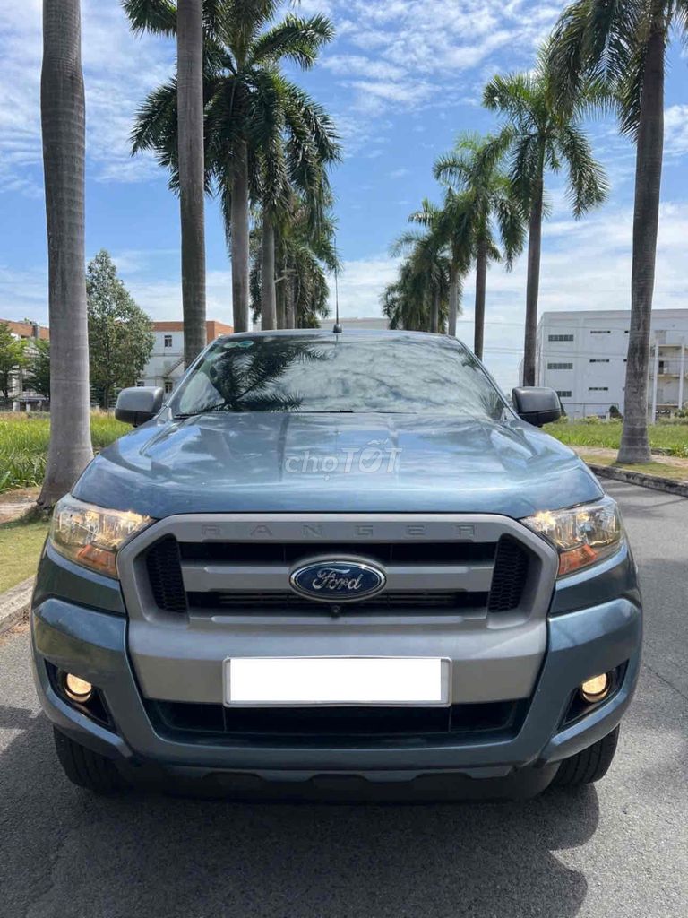 Ford Ranger 2017 XLS 2.2 4x2 AT Dầu xe đẹp zin