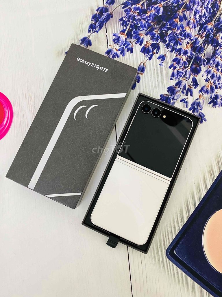 Samsung Galaxy Z Flip7 FE Trắng Như mới. Mua bán Điện thoại tại Quận Cẩm Lệ Đà Nẵng được đăng bởi Chuyên Hàng Công Ty hình 1