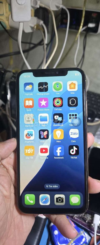 iPhone Xs 256GB quốc tế mỹ giá rẻ. Mua bán Điện thoại tại Quận 8 Tp Hồ Chí Minh được đăng bởi Thiên Hòa mobile  hình 1