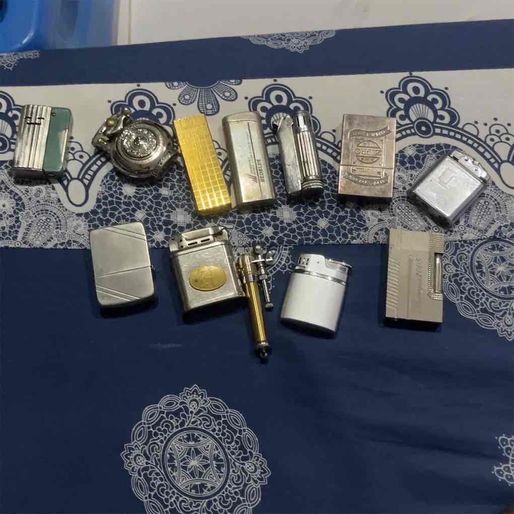 Bật lửa Kim loại Trang trí Quà tặng. Mua bán Đồ sưu tầm, đồ cổ tại Quận 7 Tp Hồ Chí Minh được đăng bởi Paul Mr hình 1
