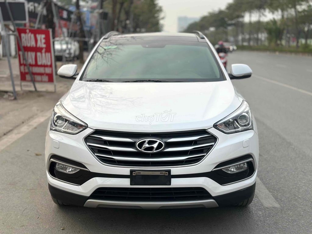 Hyundai SantaFe 2017 2.4AT 4WD Trắng Xăng 2 Cầu