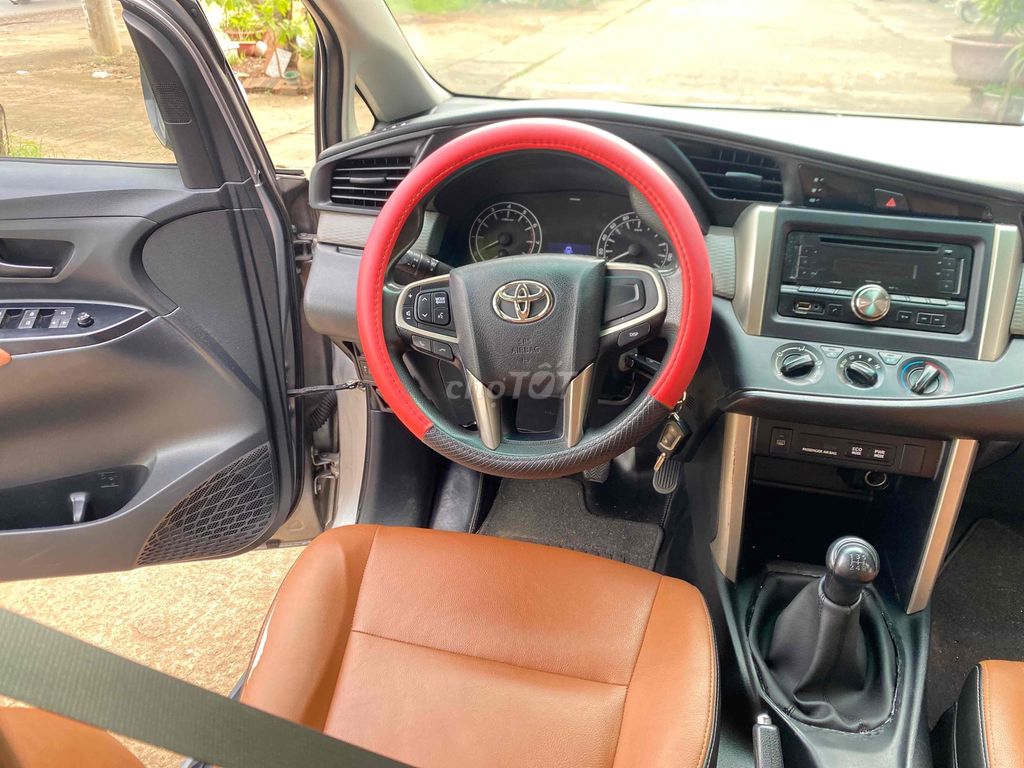 Toyota Innova 2017 2.0E số sàn 1 chủ. Mua bán Ô tô tại Thành phố Long Khánh Đồng Nai được đăng bởi Mr hiếu hình 14