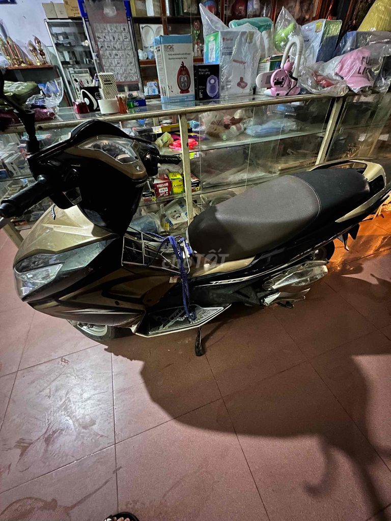 Bán xe Air Blade chính chủ người dùng. Mua bán Xe máy tại Huyện Vĩnh Tường Vĩnh Phúc được đăng bởi Hoang Quang hình 2