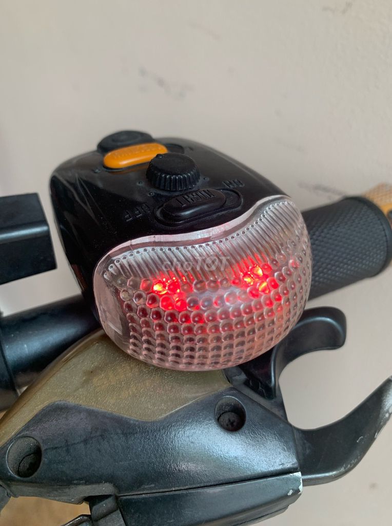 XE ĐAP ĐỊA HÌNH GIANT ĐIỆN KHUNG NHÔM VÀNH 700C.35. Mua bán Xe điện tại Quận 10 Tp Hồ Chí Minh được đăng bởi LUAN NGUYEN DINH hình 17