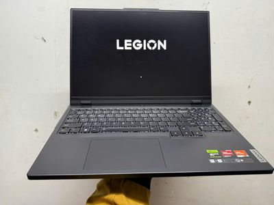 Lenovo Legion 5 Pro R9-79HX|16|512|4060|2.5K 240Hz