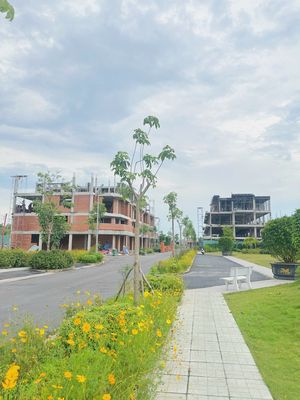 Bán shophouse 1 trệt 1 lửng 2 lầu, đường Hoàng Phan Thái TT trước 30%. Mua bán nhà ở tại Huyện Bình Chánh Tp Hồ Chí Minh được đăng bởi Xuân Khánh