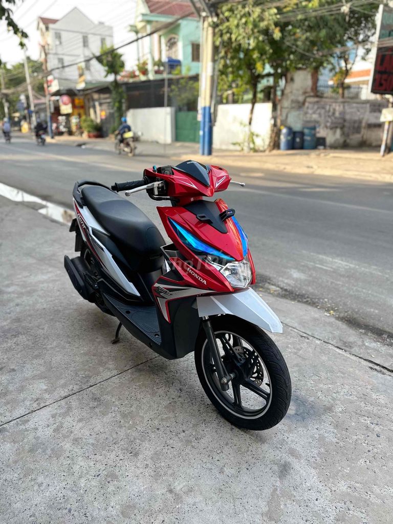 Xe Honda BEAT 110 đời 2021 màu đỏ trắng, còn đẹp