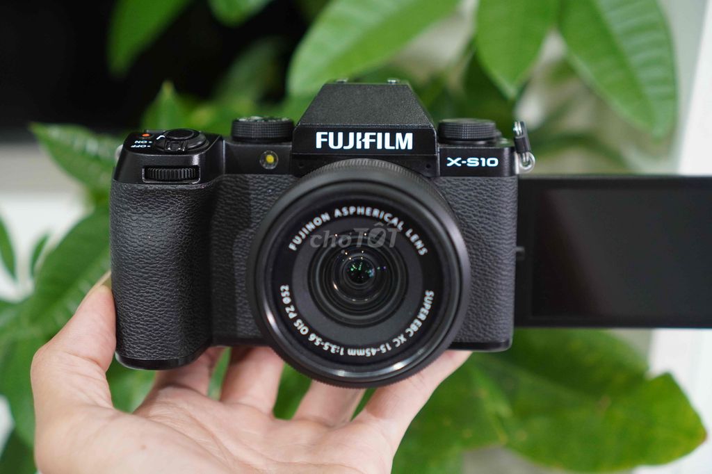 Máy ảnh Fujifilm X-S10 APS-C 26.1MP IBIS 5 trục. Mua bán Máy ảnh, Máy quay tại Quận Bình Thạnh Tp Hồ Chí Minh được đăng bởi Trịnh Quốc Toàn hình 1