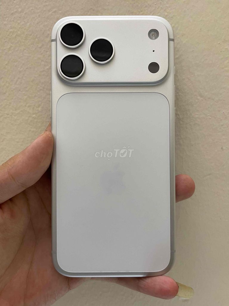 Apple iPhone 17 Pro Max 512GB Bạc Like New. Mua bán Điện thoại tại Quận Hà Đông Hà Nội được đăng bởi  Trần Minh hình 1