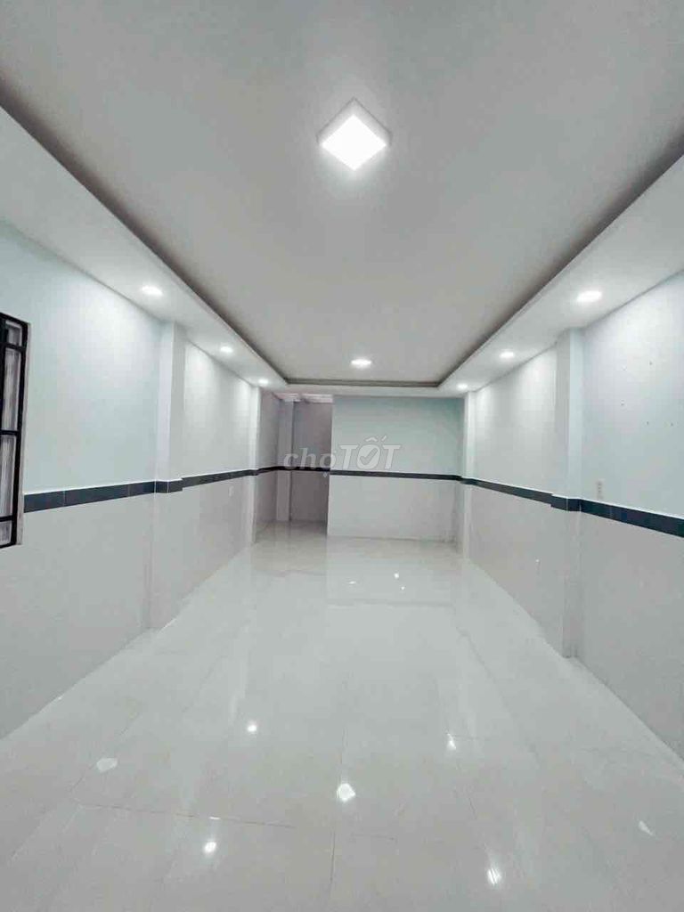 Аренда · 2 комн. · 80 м² · Quận Bình Thạnh, ул. Phan Chu Trinh