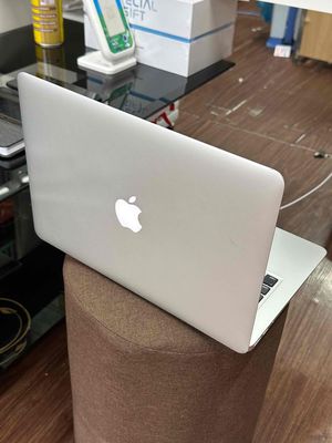 🍎Macbook Air 13 inch 2017 - Core i5 1.8Ghz