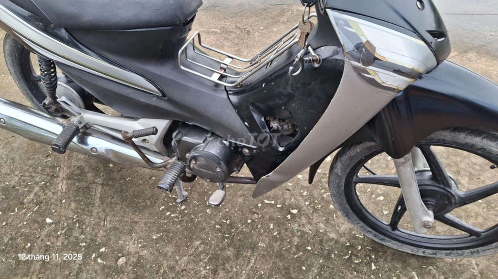 Xe wave s100 giay tờ đay đủ máy zin êm ru. Mua bán Xe máy tại Huyện Mang Thít Vĩnh Long được đăng bởi A thuan  hình 2