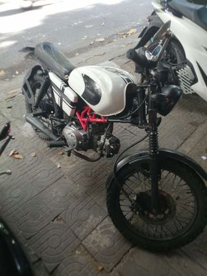 cần tiền bán xe máy ai thiện chí muốn mua giảm giá. Mua bán Xe máy tại Quận Liên Chiểu Đà Nẵng được đăng bởi Đạt Trần