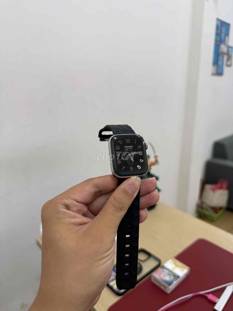 Apple Watch Series 4 44mm Bạc Thép. Mua bán Thiết bị đeo thông minh tại Quận Đống Đa Hà Nội được đăng bởi TP Hanoi Mobile hình 1