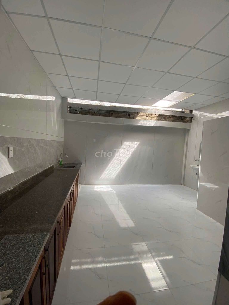 Unfurnished 4-bedroom house on Châu Thượng Văn — photo 9