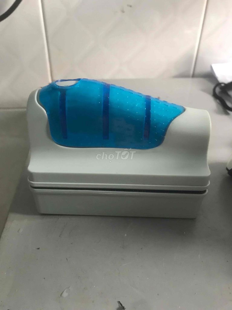 Dụng cụ vệ sinh bể cá Trắng, Xanh. Mua bán Phụ kiện, Thức ăn, Dịch vụ tại Thành phố Dĩ An Bình Dương được đăng bởi Không Tốt hình 1