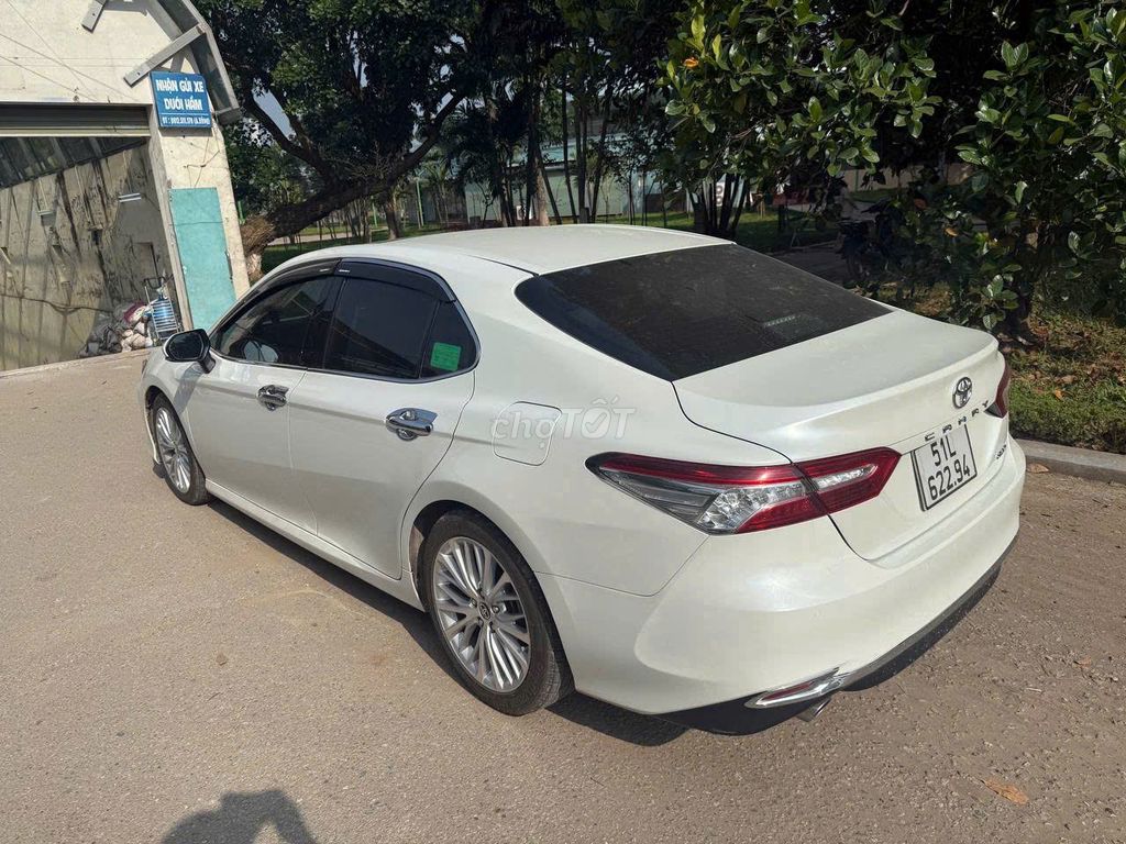 Toyota Camry 2021 2.5Q - 63000 km. Mua bán Ô tô tại Quận Bình Thạnh Tp Hồ Chí Minh được đăng bởi Khả Kỳ hình 5