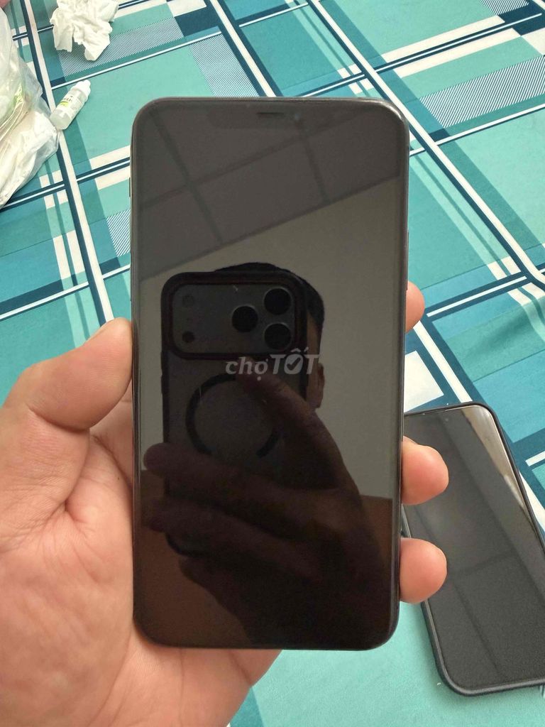 Apple iPhone 11 Pro Max Xám. Mua bán Điện thoại tại Huyện Bến Lức Long An được đăng bởi Tài nguyễn hình 1