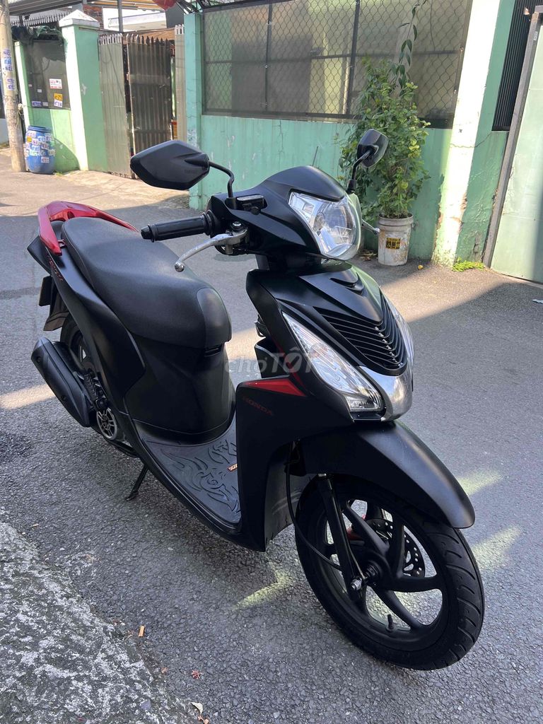 Honda Vision 2018 khóa smk mẫu đặc biệt giá tốt. Mua bán Xe máy tại Thành phố Thuận An Bình Dương được đăng bởi Nguyễn hảo hình 3
